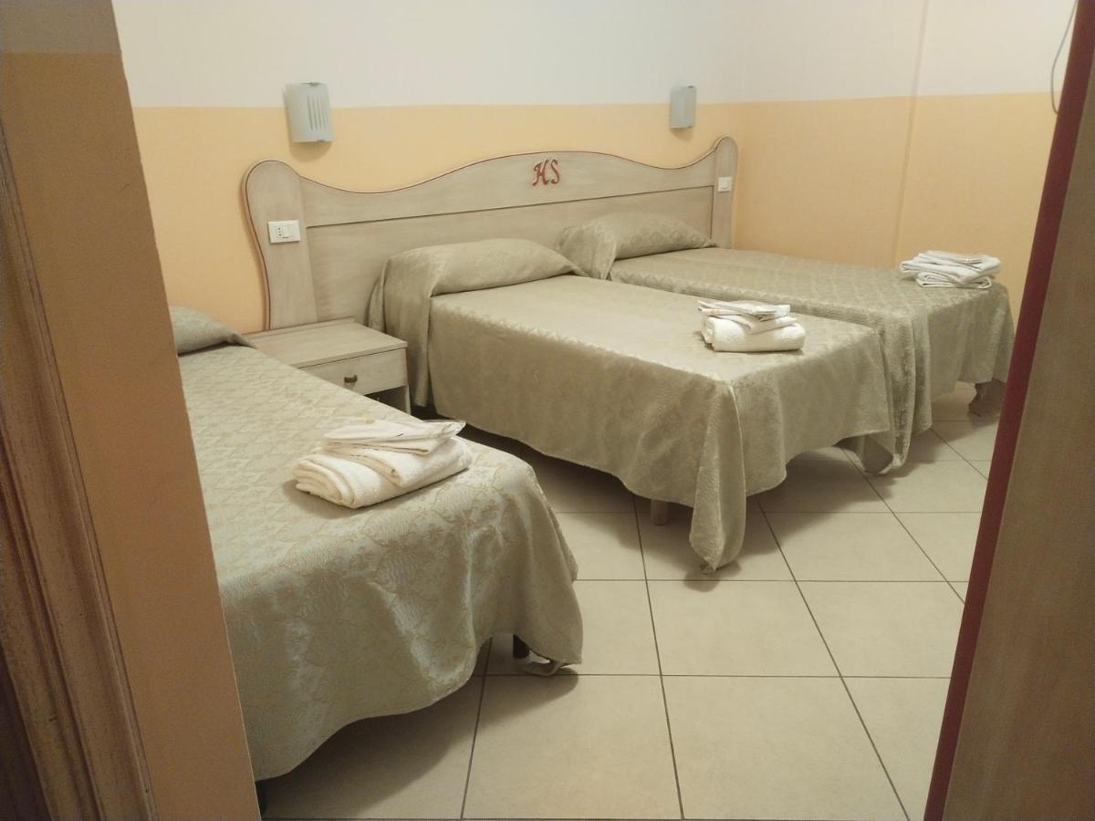 Hotel Sagittario San Sperate Exterior foto